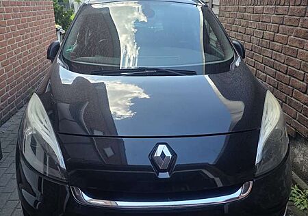 Renault Grand Scenic Energy dCi 130 Start & Stop Bose Edition
