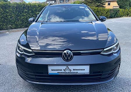 VW Golf Volkswagen VIII Variant Life Navi Kamera App-Conn 1.H
