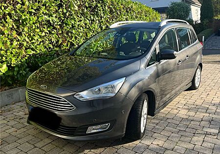 Ford Grand C-Max Titanium 7-Sitzer