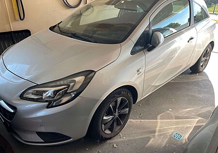 Opel Corsa 1.4 120 Jahre