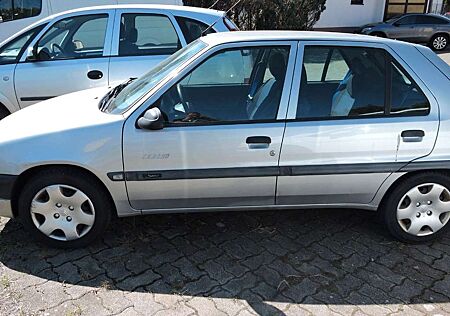 Citroën Saxo Citroen 1.1 Chrono / 5-türig / TÜV 02-2026