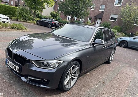 BMW 320d 320 Touring Sport-Aut. Blue Performance Sport Lin