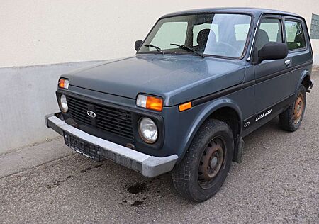 Lada Niva 1.7i 4x4 Only EURO5*HU3/27 AHK 1,5ton! VIELES-NEU!