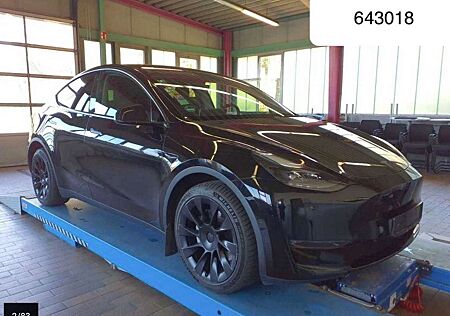 Tesla Model Y Long Range Dual AWD Autopilot 3 Pano 20"