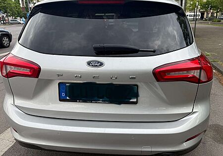 Ford Focus Turnier 1.5 EcoBlue Start-Stopp-System ST-LINE