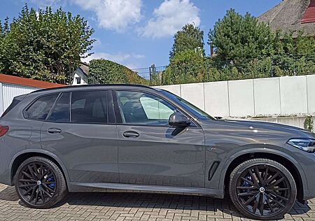 BMW X5 M 50i