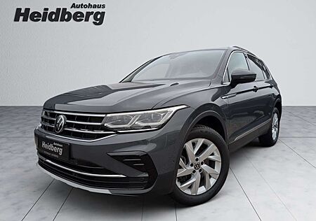 VW Tiguan Volkswagen 2.0 TDI 4M DSG AHK LEDER IQ-Matrix ACC Kamera 18"