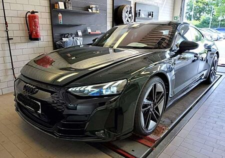 Audi e-tron GT qu BLACK GLASDACH B&O HuD EXCLUSIVE