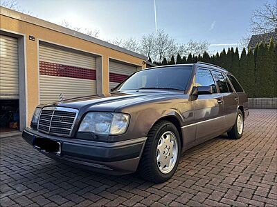Mercedes-Benz E 250 TD Automatik
