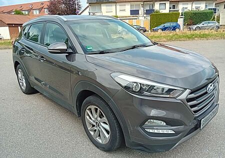 Hyundai Tucson Style 4WD Automatik, AHK , Hageldellen