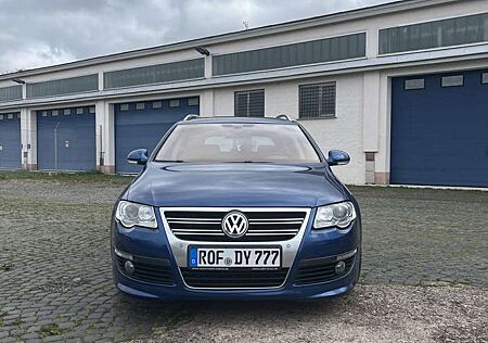 VW Passat Volkswagen 2.0 TDI DPF DSG 4Motion R-Line Edition Plus