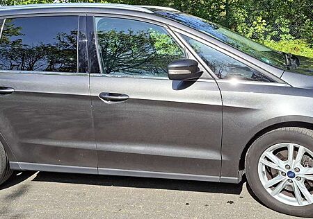 Ford Galaxy BusinessIV+Technologie1+Family+Winter Pakete usw.