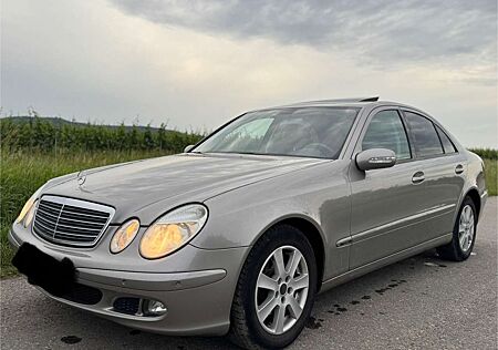 Mercedes-Benz E 200 Kompressor Classic