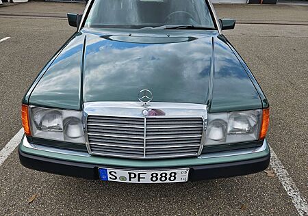 Mercedes-Benz 260 E Variante