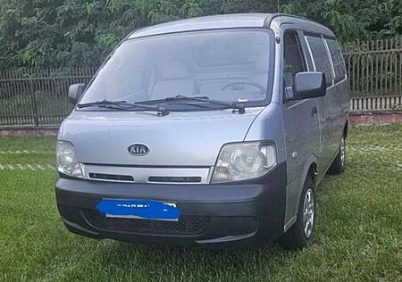 Kia Pregio