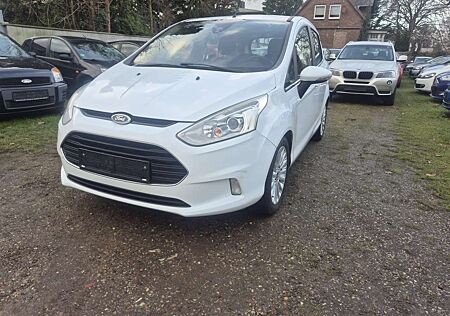 Ford B-Max Titanium