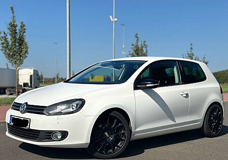 VW Golf Volkswagen 2.0 TDI DPF Style *1 Hand*