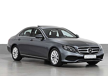 Mercedes-Benz E 220 D 9G-TRONIC AVANTGARDE*AUS 2 HAND*