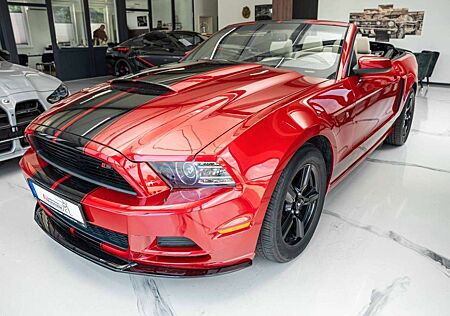 Ford Mustang 3,7 24 V Cabrio PREMIUM ROUSH WENIG KM