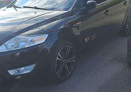 Ford Mondeo Turnier 2.0 Titanium