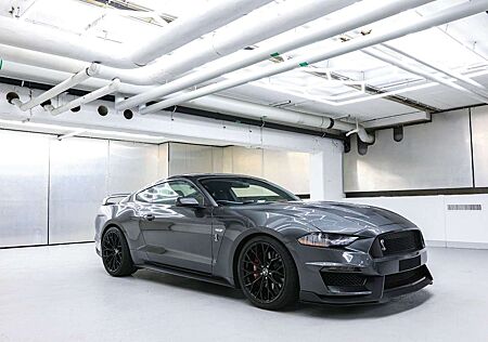 Ford Mustang GT 5.0 Shelby GT350 Clone