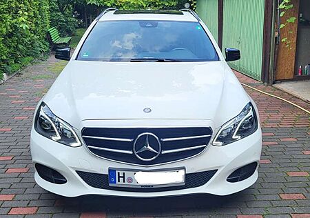 Mercedes-Benz E 220 T BlueTEC 4Matic 7G-TRONIC Avantgarde