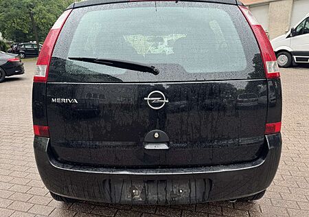 Opel Meriva 1.6 16V (Essentia)