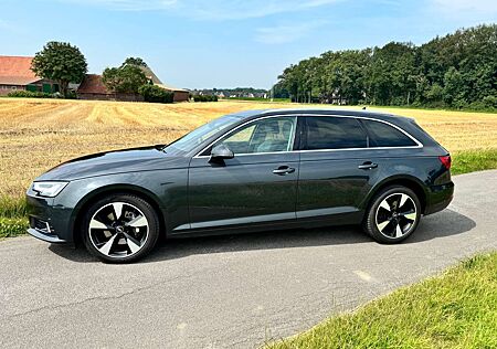 Audi A4 Avant 3.0 TDI quattro S tronic sport