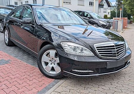 Mercedes-Benz S 350 BlueTec Bi-Xenon. Navi. Sitzh. Leder