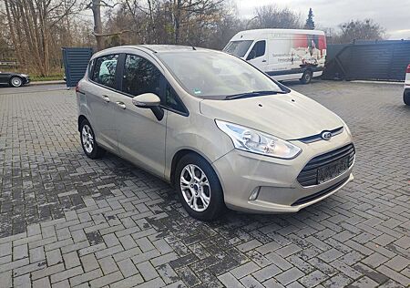 Ford B-Max 1.0 EcoBoost Titanium