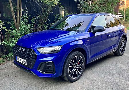 Audi Q5 45 TFSI quattro S tronic S line Ultrablau-Metallic