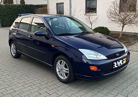 Ford Focus 1,8 - TÜV NEU - 116.000 km - Navi - Klima