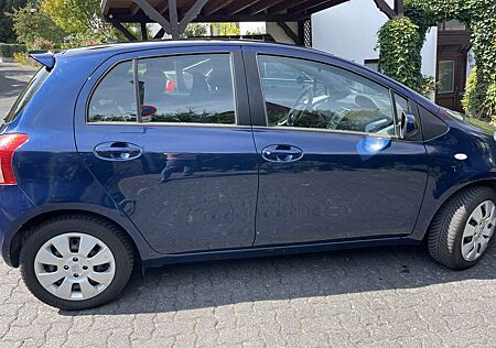 Toyota Yaris Sol