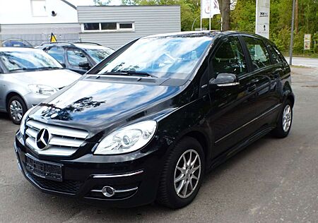 Mercedes-Benz B 160 B160 Sport Edition Shz Klima Parkhilfe Alu AHK