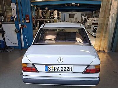 Mercedes-Benz 200 w124