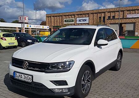 VW Tiguan Volkswagen Sound BMT/Start-Stopp