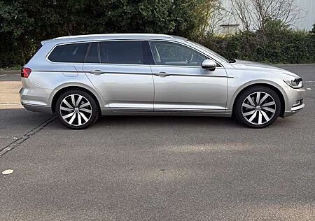 VW Passat Variant Volkswagen 2.0 TDI SCR 4Motion DSG (BMT) Highline