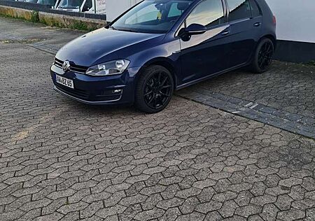 VW Golf Volkswagen Trendline BlueMotion
