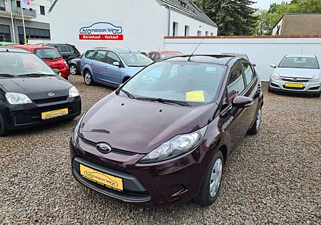 Ford Fiesta Trend 5 Türig aus 1 Hand erst 83000 km