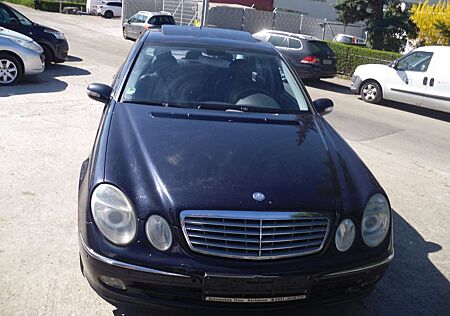 Mercedes-Benz E 320 Avantgarde