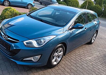 Hyundai i40 5 Star Edition! AHK/Kamera/70.000km! Xenon