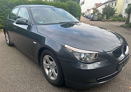 BMW 525 d Lim. Aut. XENON NAVI KeyLess SOFT CLOSE AHK