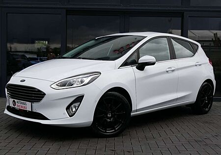 Ford Fiesta Titanium DAB PDC+RHK ACC