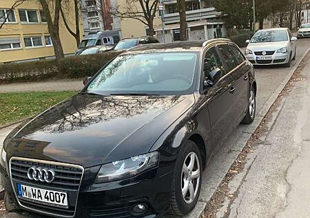 Audi A4 Avant 2.0 TDI DPF multitronic Ambiente