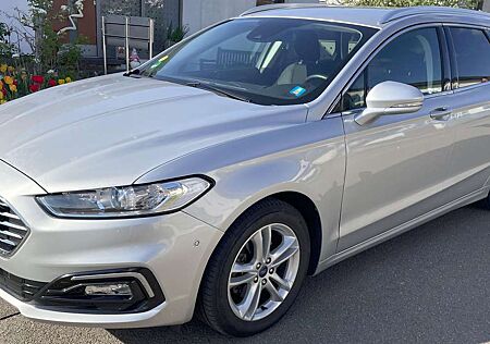 Ford Mondeo Ford Mondeo Turnier 2.0 EcoBlue Titanium | 150 PS | ACC | AHK | TÜV 04/28