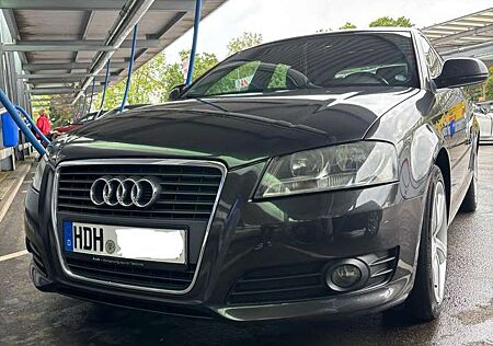 Audi A3 2.0 TDI S line Sportpaket plus (103kW)