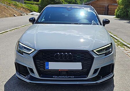 Audi RS3 Limousine S tronic
