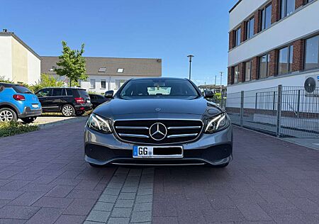 Mercedes-Benz E 220 d 9G-TRONIC Avantgarde - INSP. NEU - COMAND