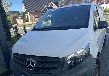 Mercedes-Benz Vito 111 CDI Lang WORKER