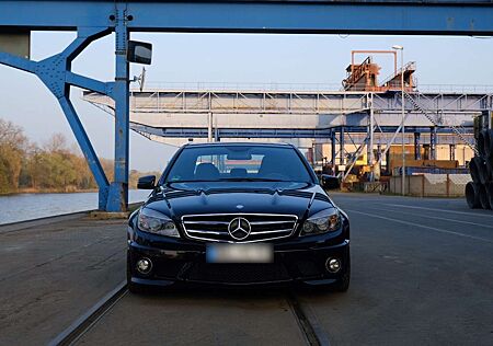 Mercedes-Benz C 63 AMG 7G-TRONIC
